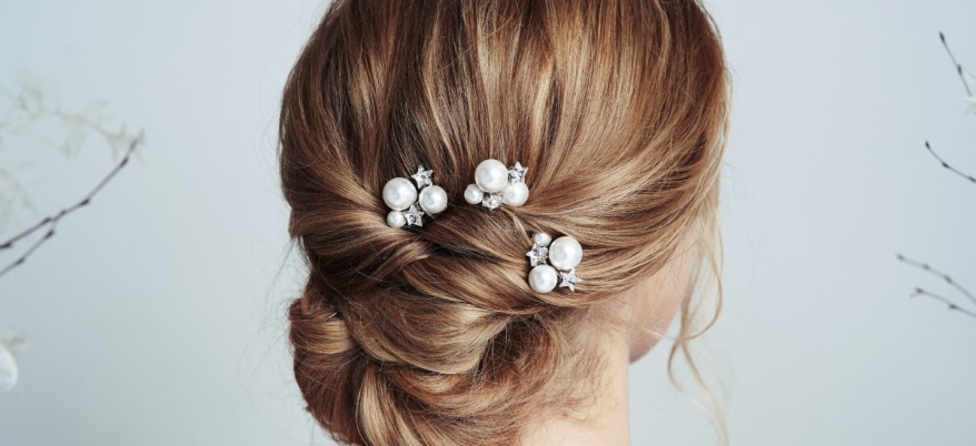 choose the right wedding hairstyle
